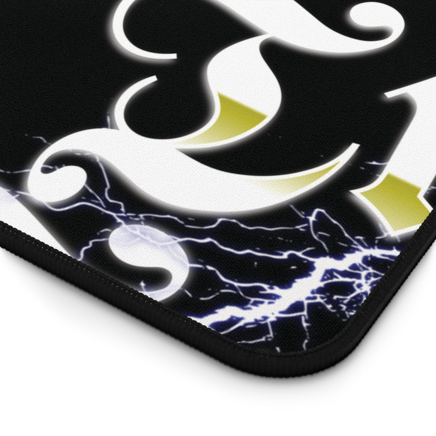 TropyTredz Storm Desk Pad